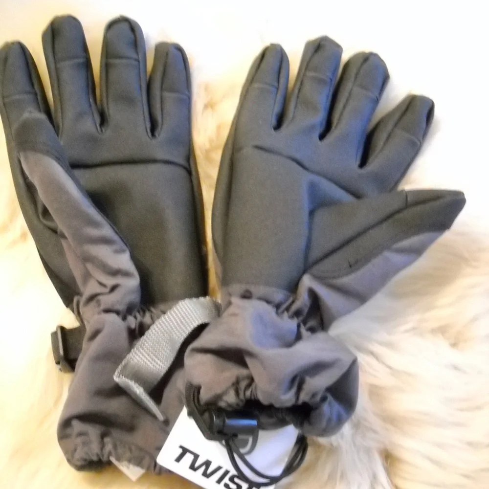 NWT Twist Snowboard Gloves Womens Small